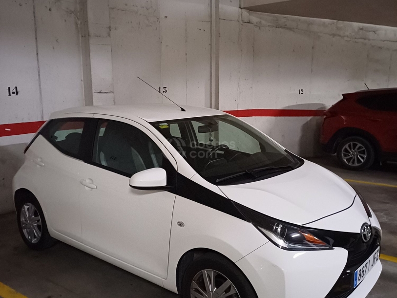 Foto del TOYOTA Aygo 1.0 VVT-i x-play Business