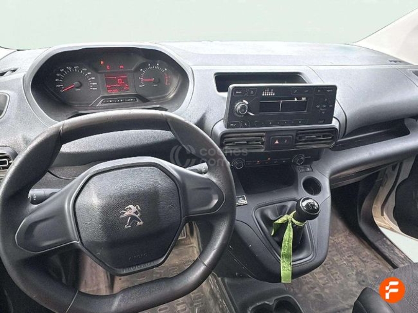 Foto del PEUGEOT Partner 1.5BlueHDI Premium Standard 1000kg 100
