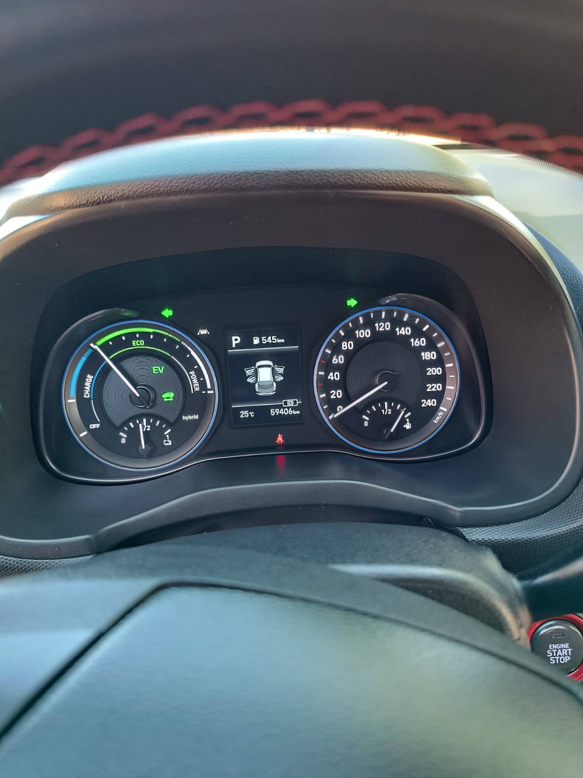 Foto del HYUNDAI Kona HEV 1.6 GDI DT Tecno Red