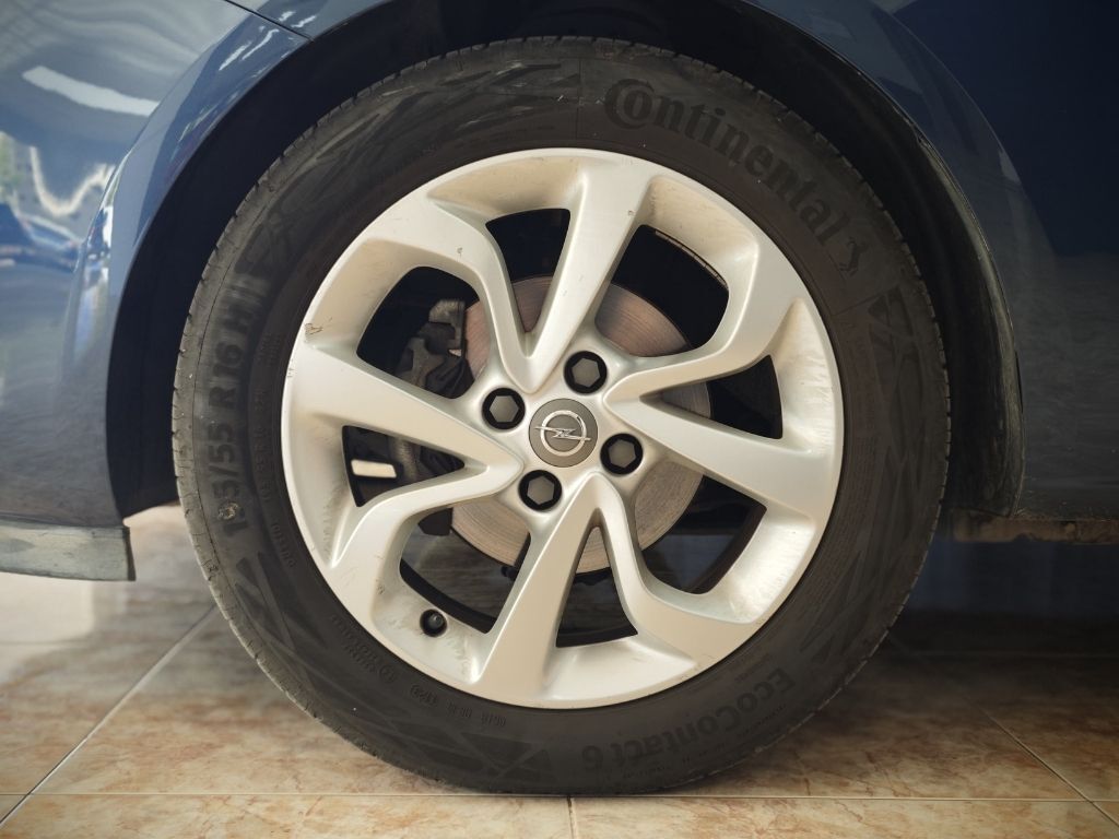 Foto del OPEL Corsa 1.4 Excellence 90