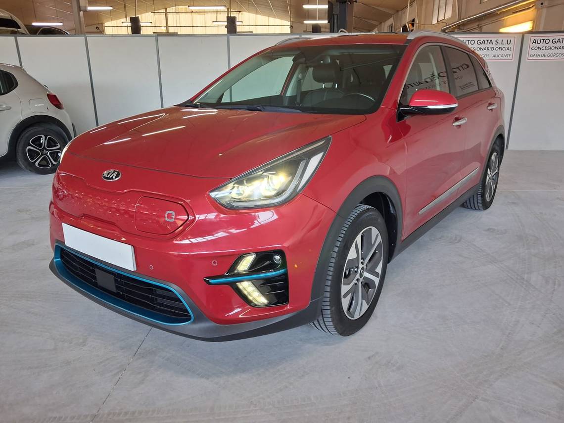KIA Niro (e-Niro 150kW   (Long Range) Emotion) en Alicante