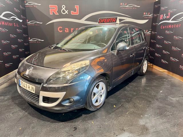 RENAULT Scenic (Scénic 1.5dCi Dynamique 110) en Madrid
