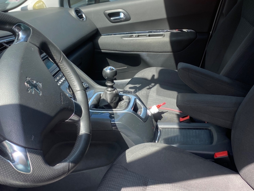 Foto del PEUGEOT 5008 1.6HDI FAP Style 115