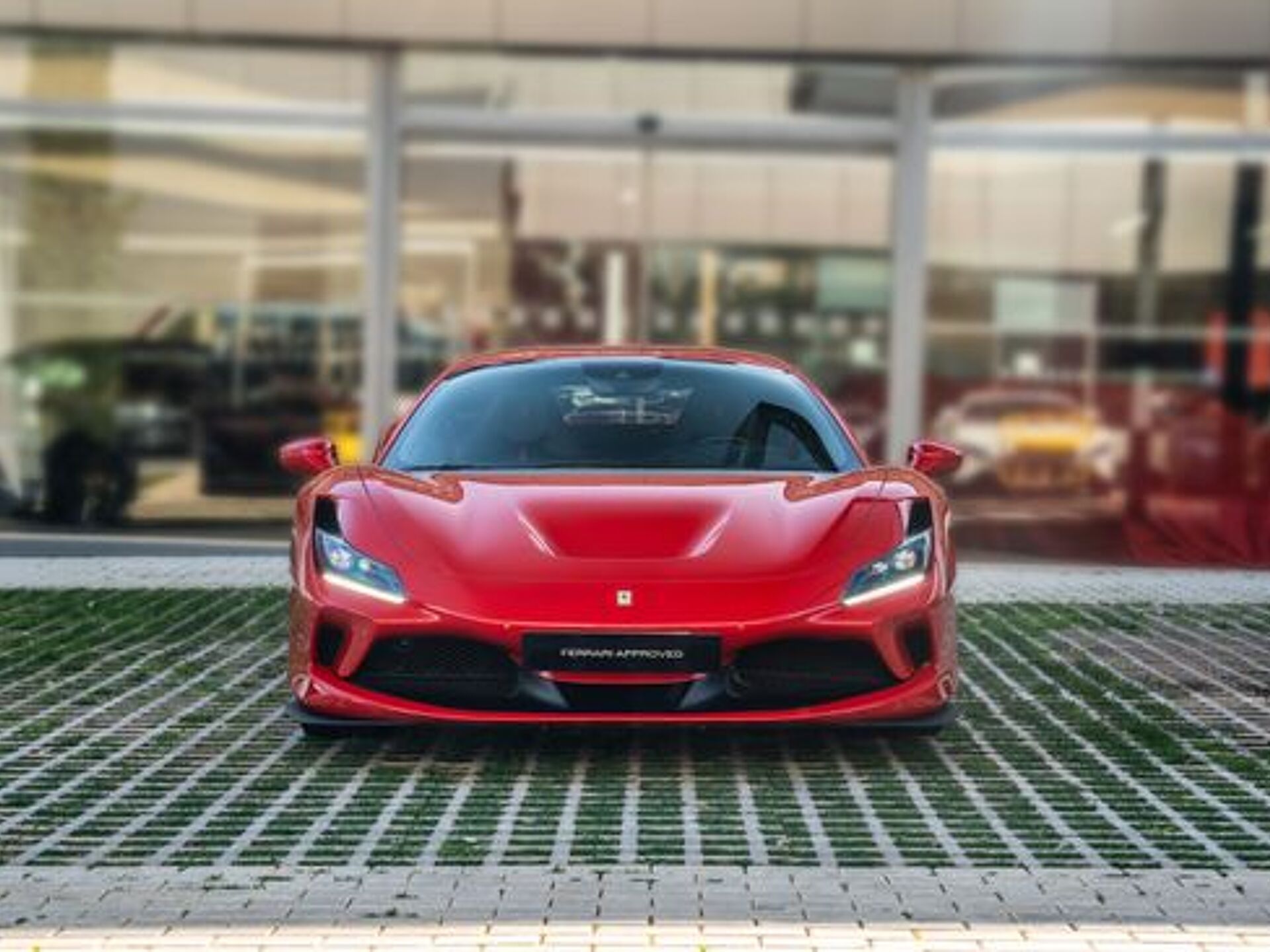 Imagen 2 de FERRARI F8 Tributo