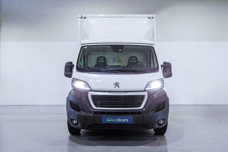 Foto del PEUGEOT Boxer Chasis Cabina 2.2BlueHDI 435 L3 S&S 140