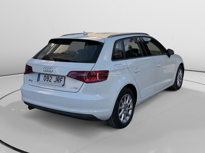 Foto del AUDI A3 1.6TDI CD Attraction S-Tronic