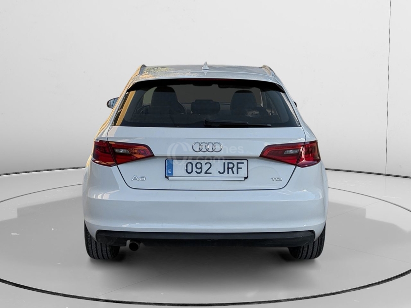 Foto del AUDI A3 1.6TDI CD Attraction S-Tronic