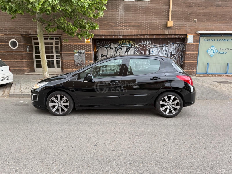 Foto del PEUGEOT 308 2.0HDI FAP Allure Aut. 163