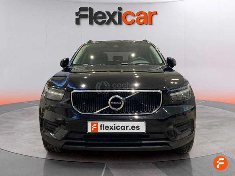Foto del VOLVO XC40 T2 Momentum Core Aut.