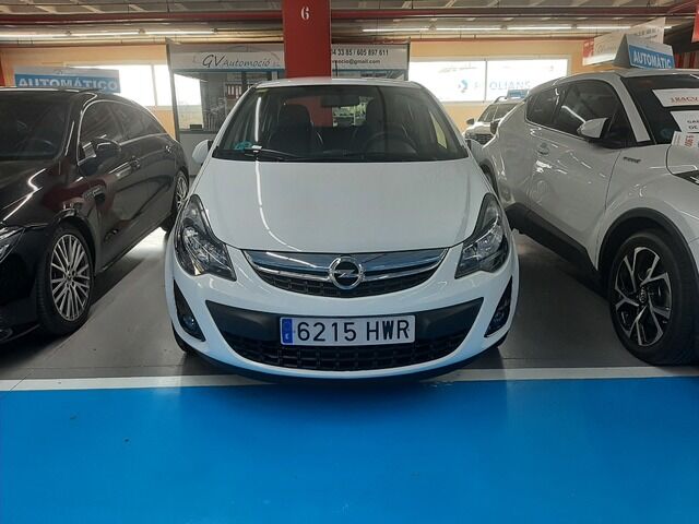 OPEL Corsa (1.2 S&S Selective 63 kW (85 CV)) en Barcelona