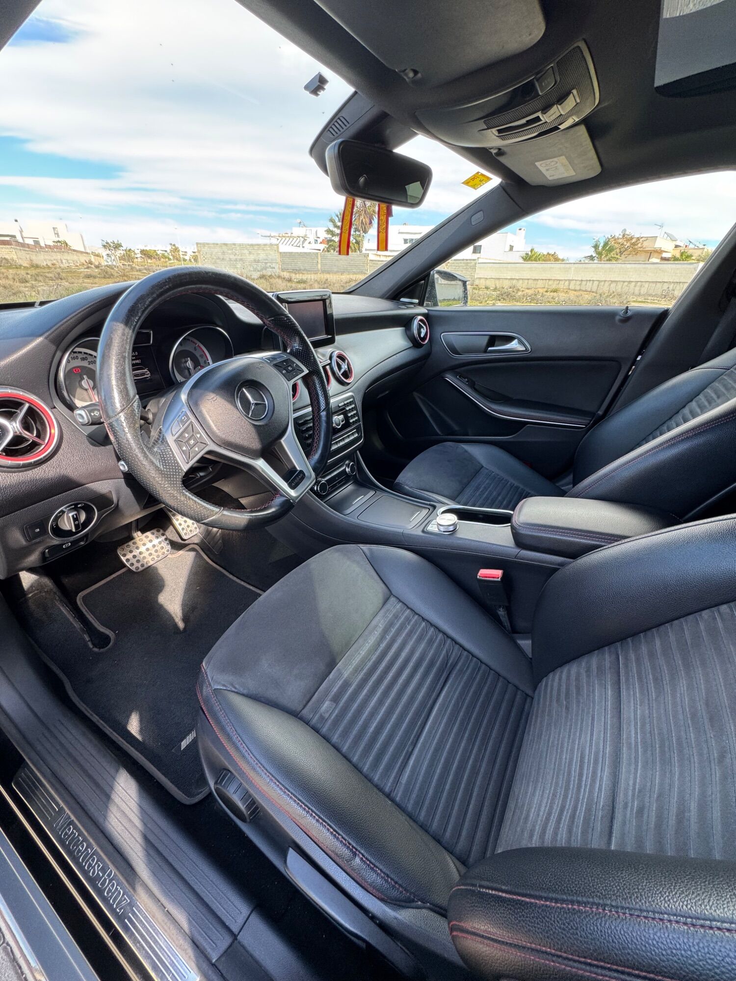 Foto del MERCEDES Clase CLA CLA 220CDI AMG Line 7G-DCT