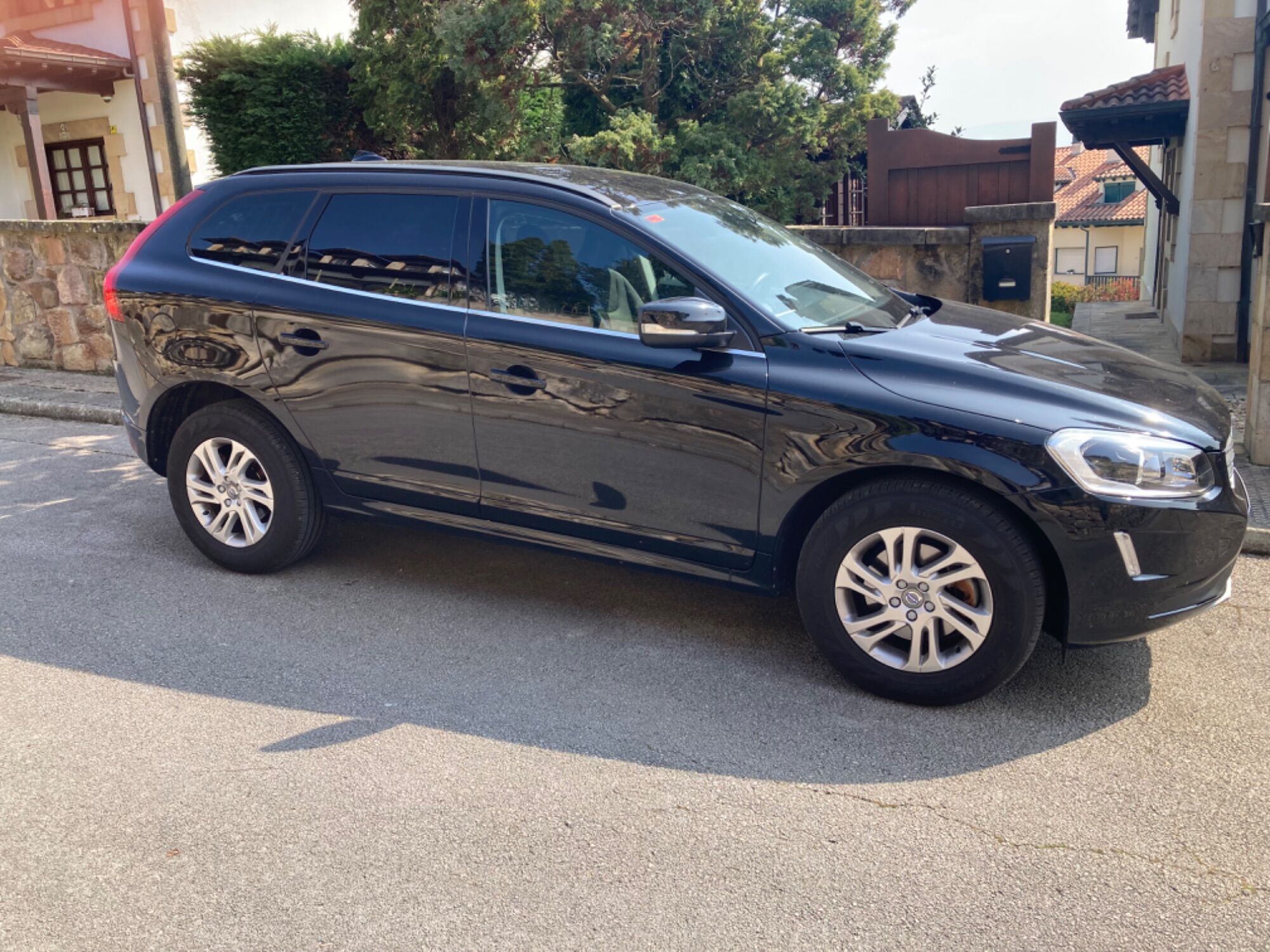 Foto del VOLVO XC60 D4 Momentum Aut. 190