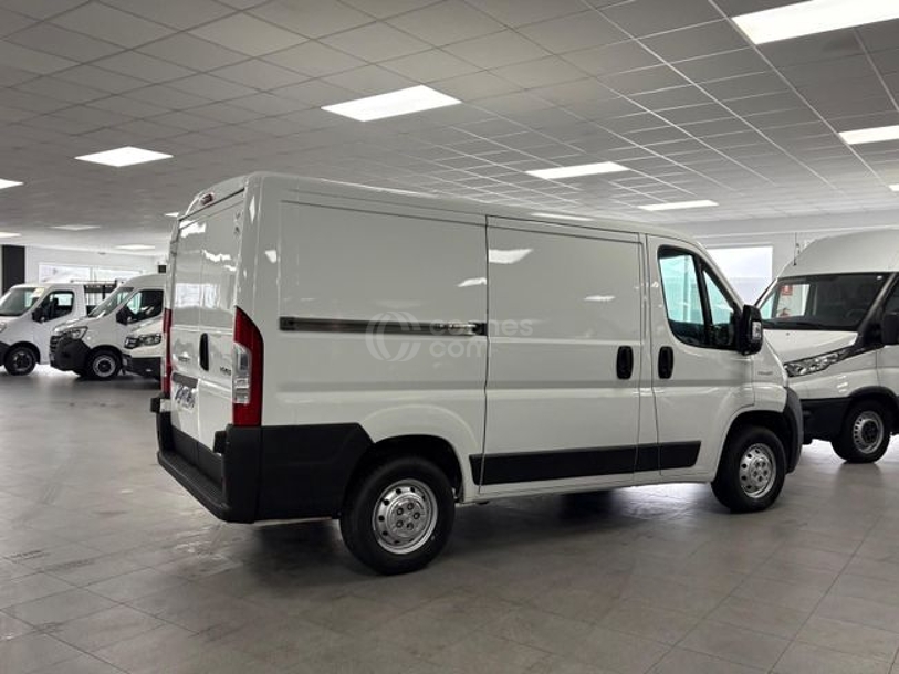 Foto del PEUGEOT Boxer Combi 2.2HDI 330 L1H1 100