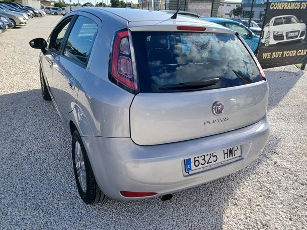 Foto del FIAT Punto 1.4 S&S Easy