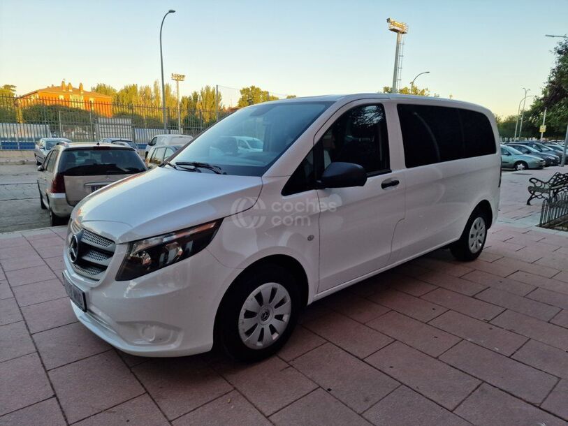 Foto del MERCEDES Vito Tourer 114 CDI tD Base Compacta 7G-Tronic