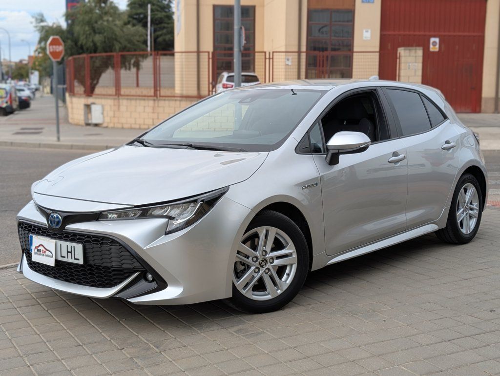 TOYOTA Corolla (125H Business Plus) en Madrid