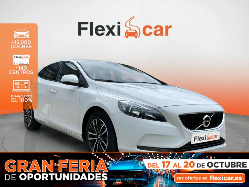 Foto del VOLVO V40 D3 Momentum Aut. 150