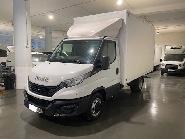 Foto del IVECO Daily Chasis Cabina 35C14 3750 136