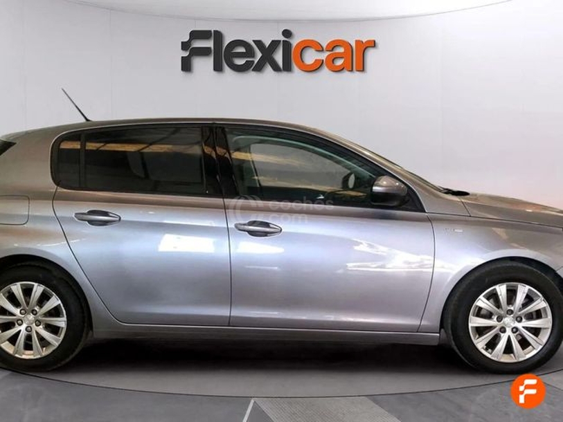 Foto del PEUGEOT 308 1.2 PureTech S&S Style 130