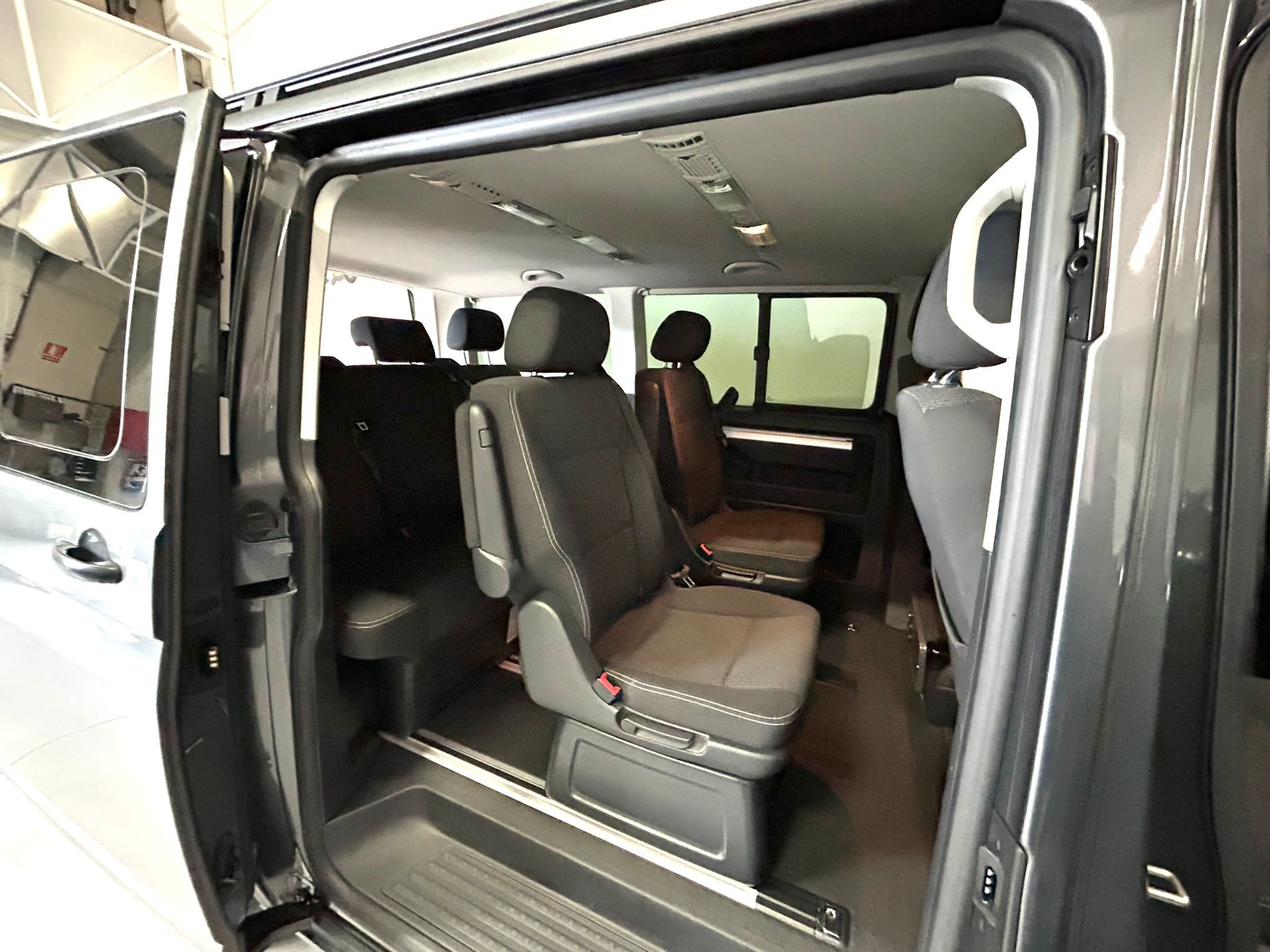 Foto del VOLKSWAGEN Multivan 2.0TDI BMT The Original DSG 110kW