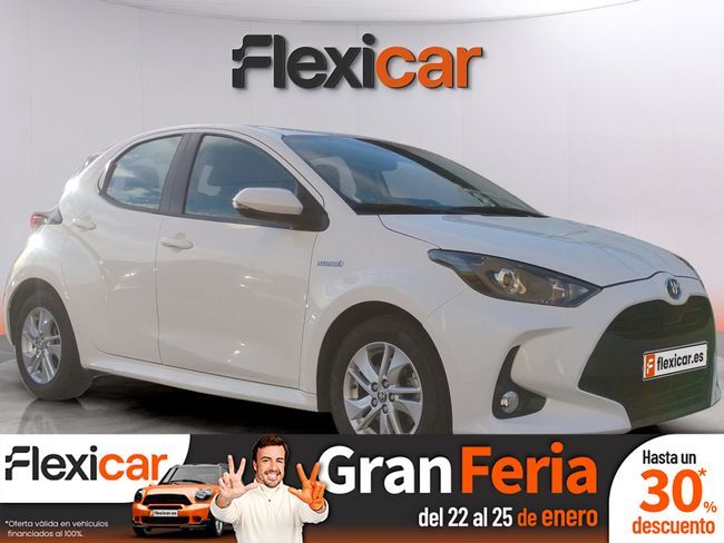 TOYOTA Yaris (1.5 120H Active Tech) en Cáceres