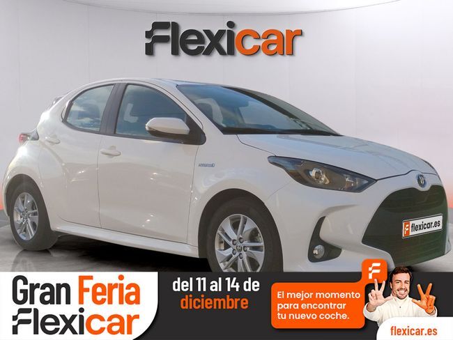 TOYOTA Yaris (1.5 120H Active Tech) en Cáceres
