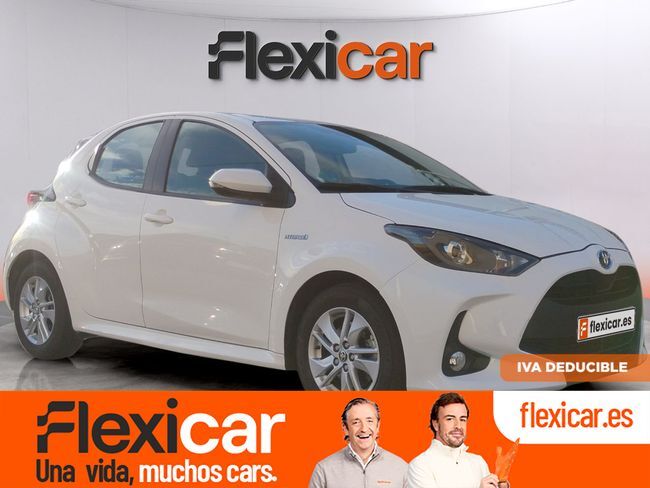 TOYOTA Yaris (1.5 120H Active Tech) en Cáceres
