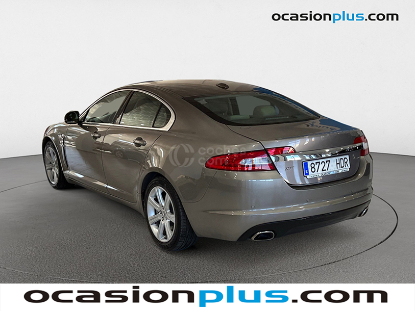 Foto del JAGUAR XF 3.0 V6 Diesel Luxury 240 Aut.