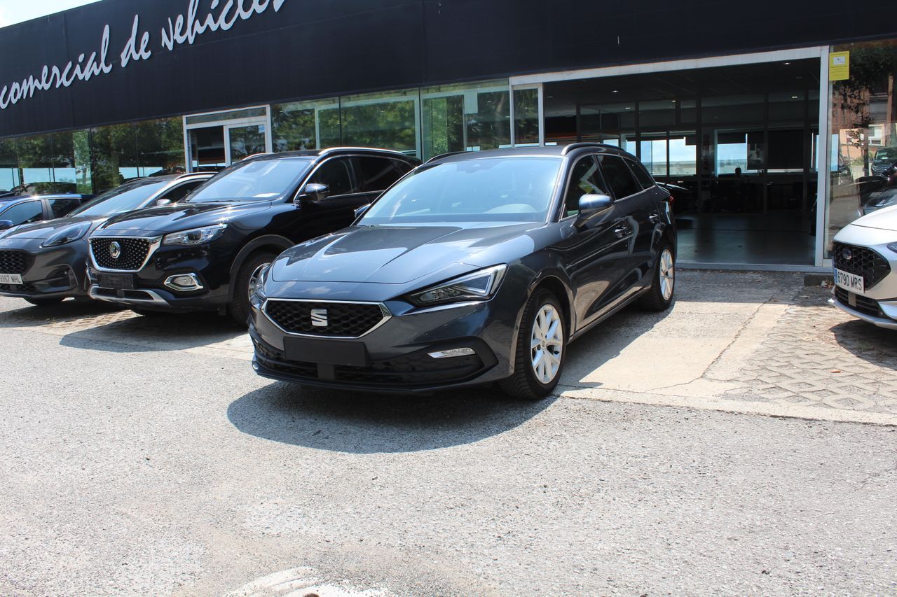 SEAT León (1.0 eTSI 81kW DSG-7 S&S Style) en Madrid