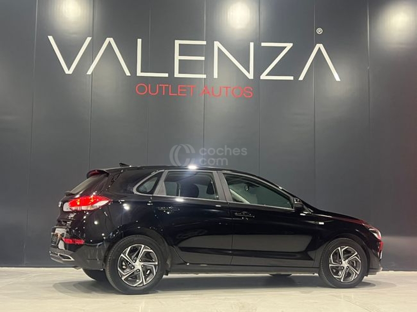 Foto del HYUNDAI i30 FB 1.0 TGDI Klass 48V 120