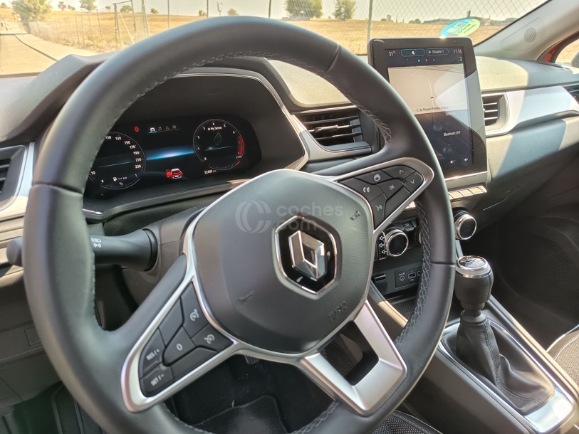 Foto del RENAULT Captur TCe GPF Micro Híbrido Techno Fast Track 103kW