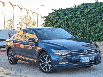 Imagen de VOLKSWAGEN Passat 2.0TDI EVO Executive DSG7 110kW