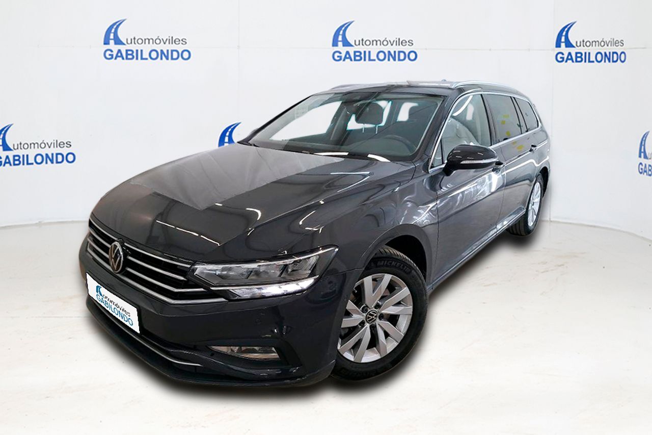 VOLKSWAGEN Passat (Variant Business 2.0 TDI 110kW) en Valladolid