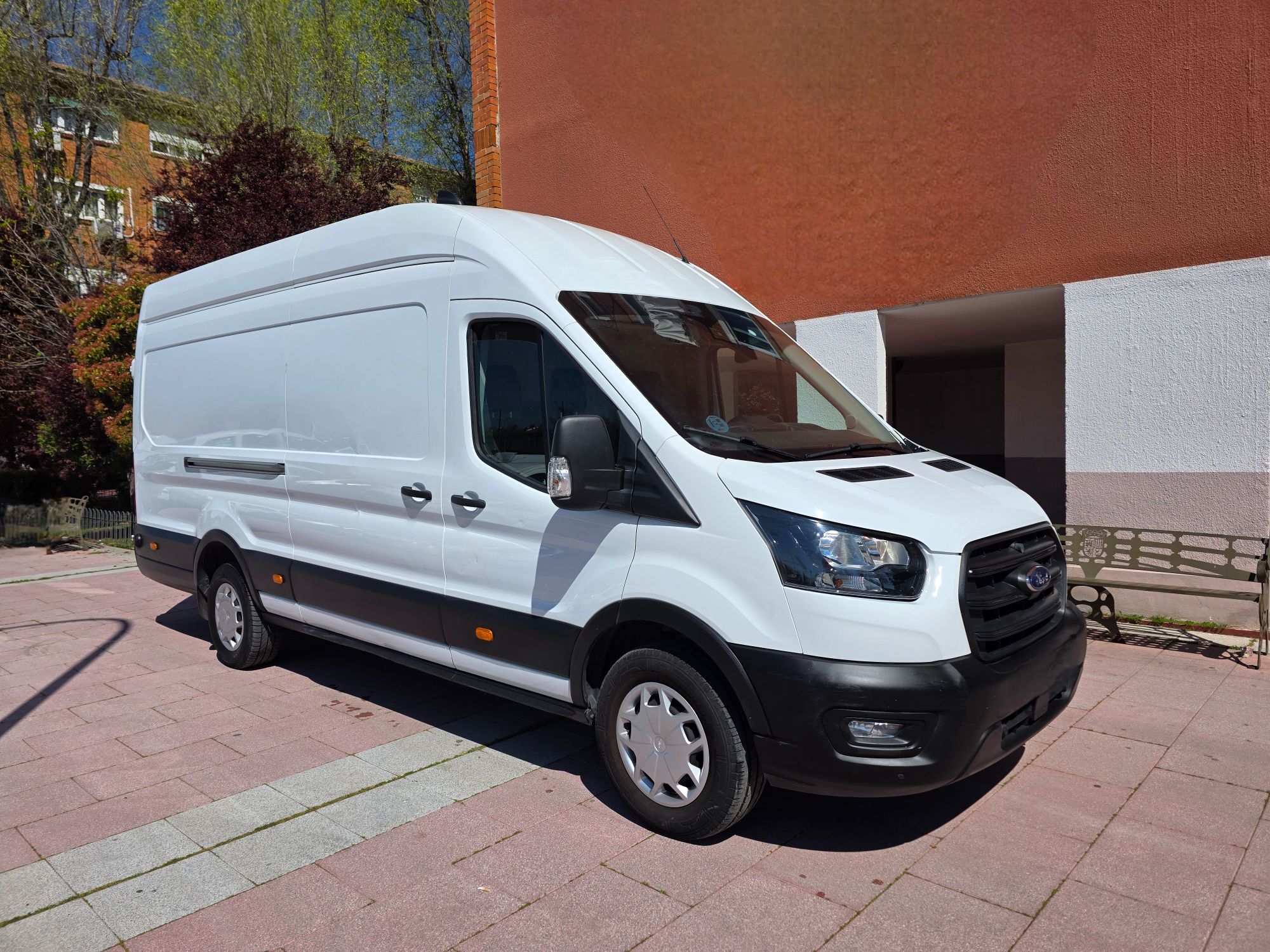 Foto del FORD Transit FT 350 L4 Van Trend Tracción Trasera 130