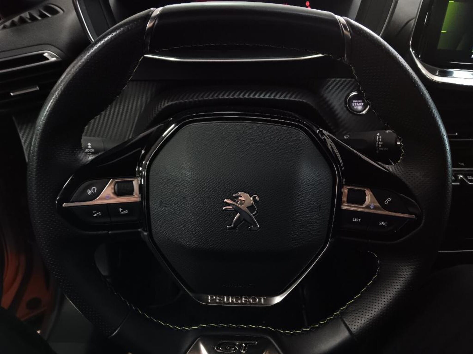 Imagen 3 de PEUGEOT 2008