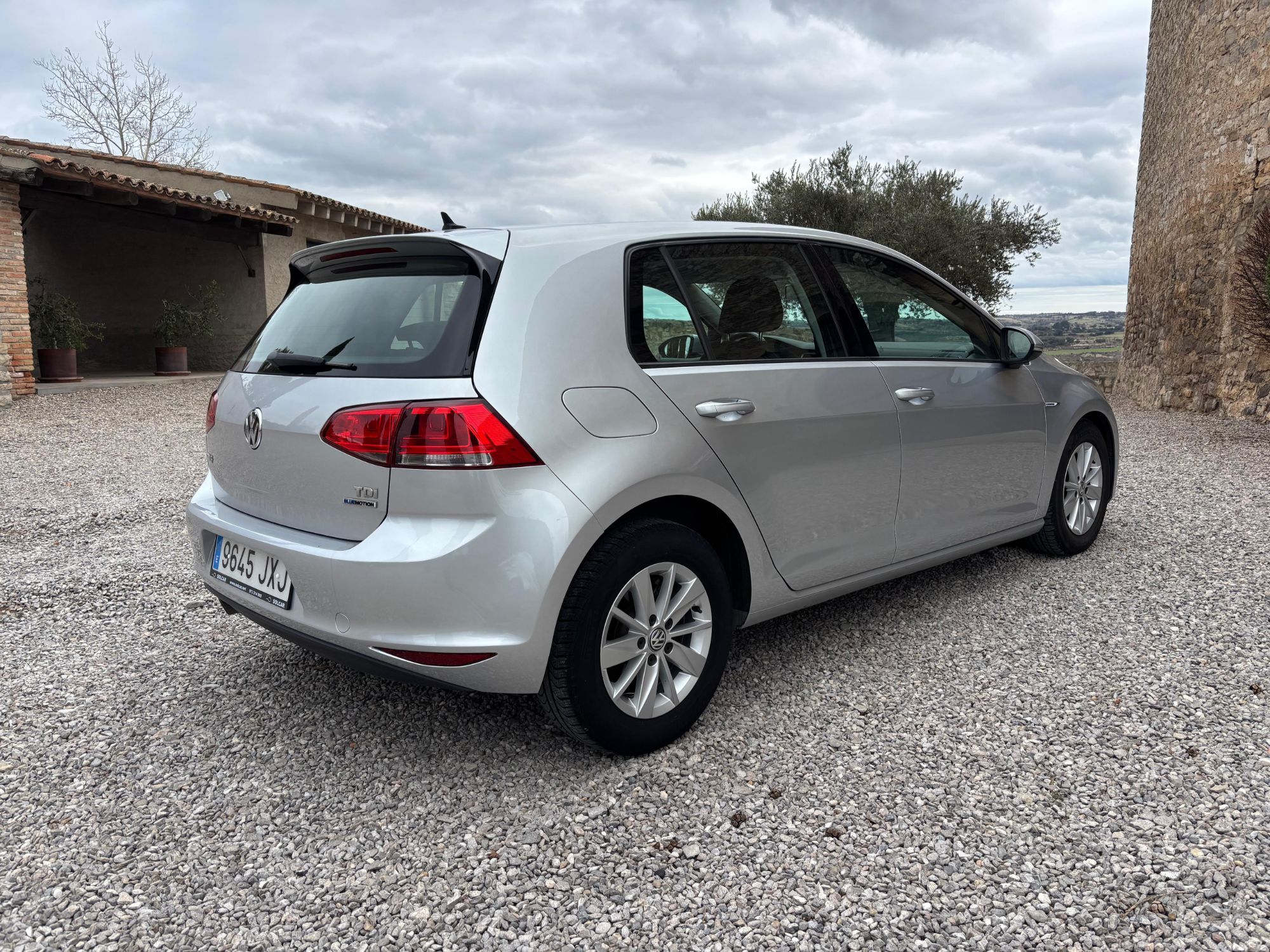 Foto del VOLKSWAGEN Golf 1.6TDI Business and Navi Edition 85kW