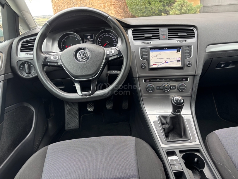 Foto del VOLKSWAGEN Golf 1.6TDI Business and Navi Edition 85kW