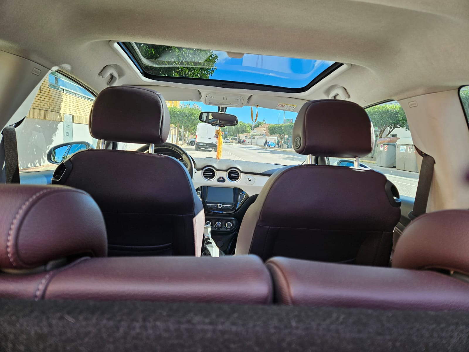 Foto del OPEL Adam 1.4 XEL S&S Glam