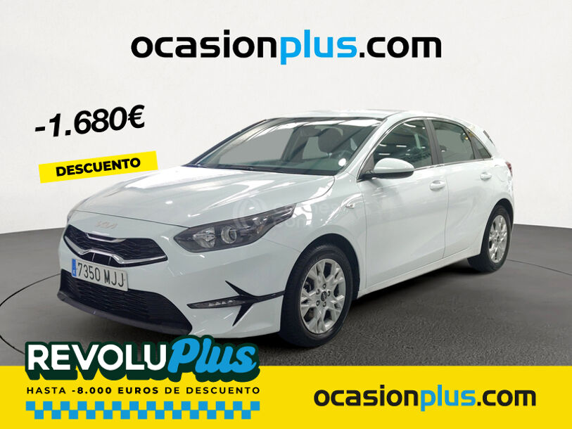 Foto del KIA Ceed 1.6 MHEV iMT Drive 136