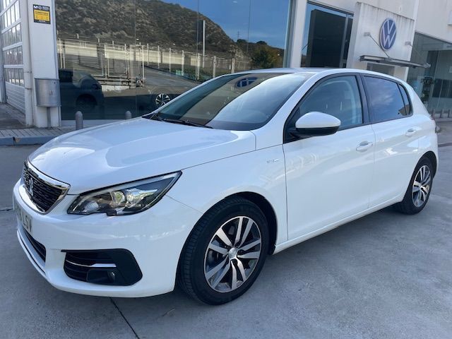 PEUGEOT 308 (1.5BlueHDi S&S Style 130) en Huesca