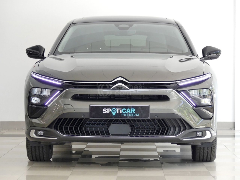 Foto del CITROEN C5 X Hybrid Shine EAT8 225