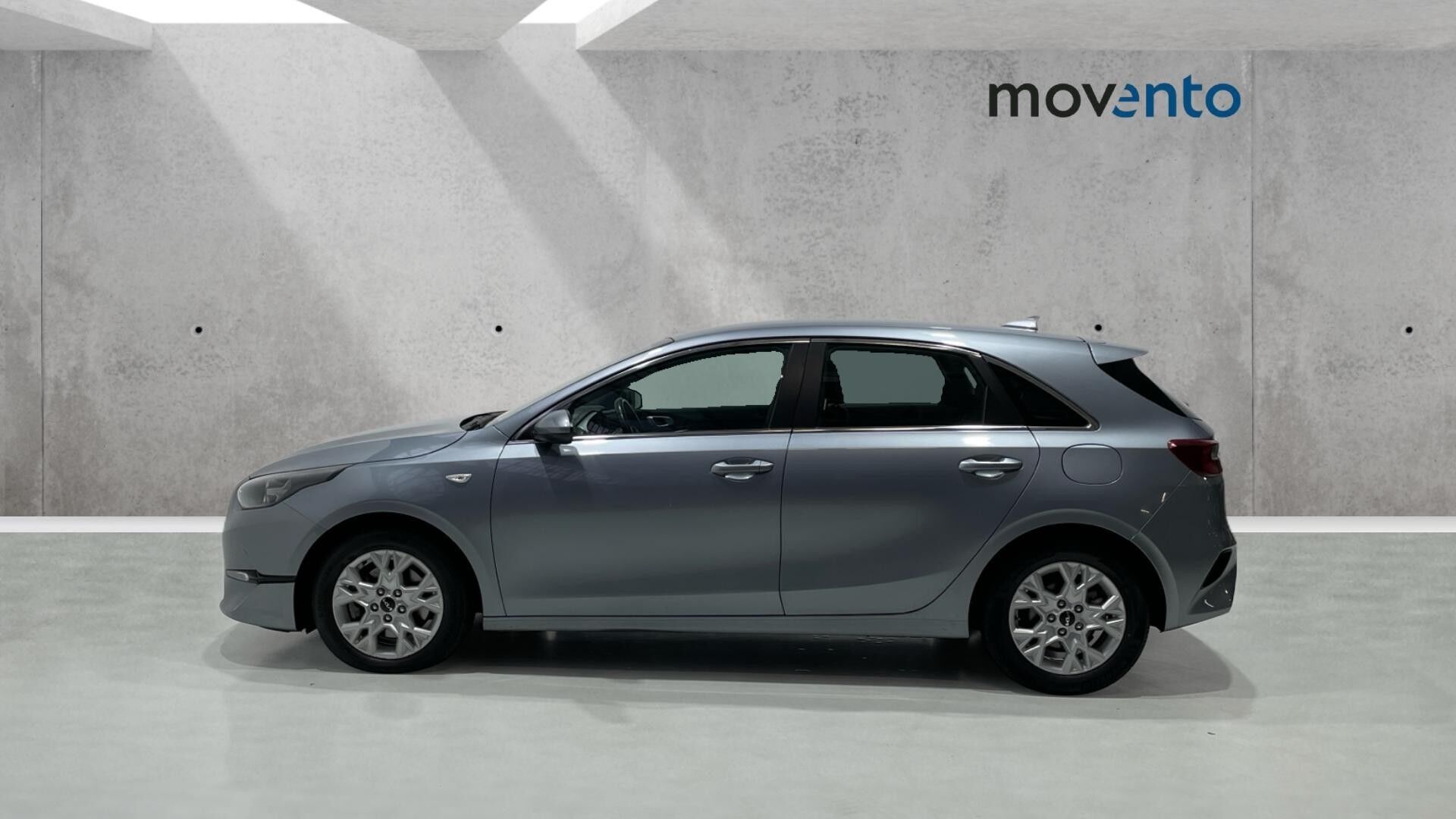KIA Ceed (1.6 MHEV iMT Drive 100 kW (136 CV)) en Barcelona