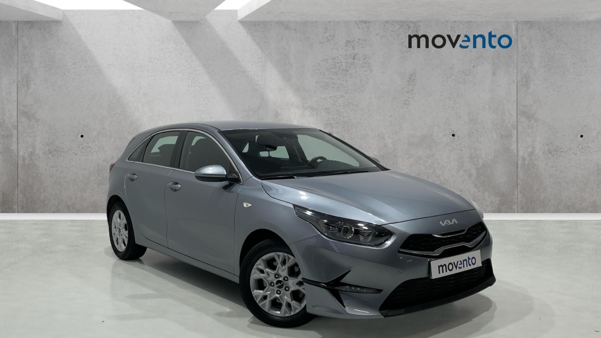 KIA Ceed (1.6 MHEV iMT Drive 100 kW (136 CV)) en Barcelona