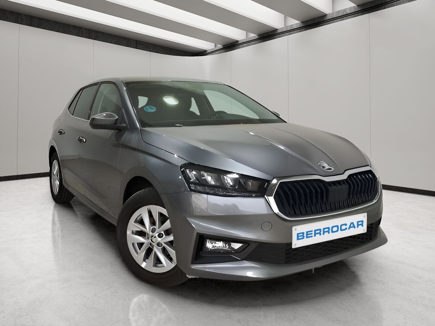 SKODA Fabia (1.0 MPI Selection 59 kW (80 CV)) en Sevilla