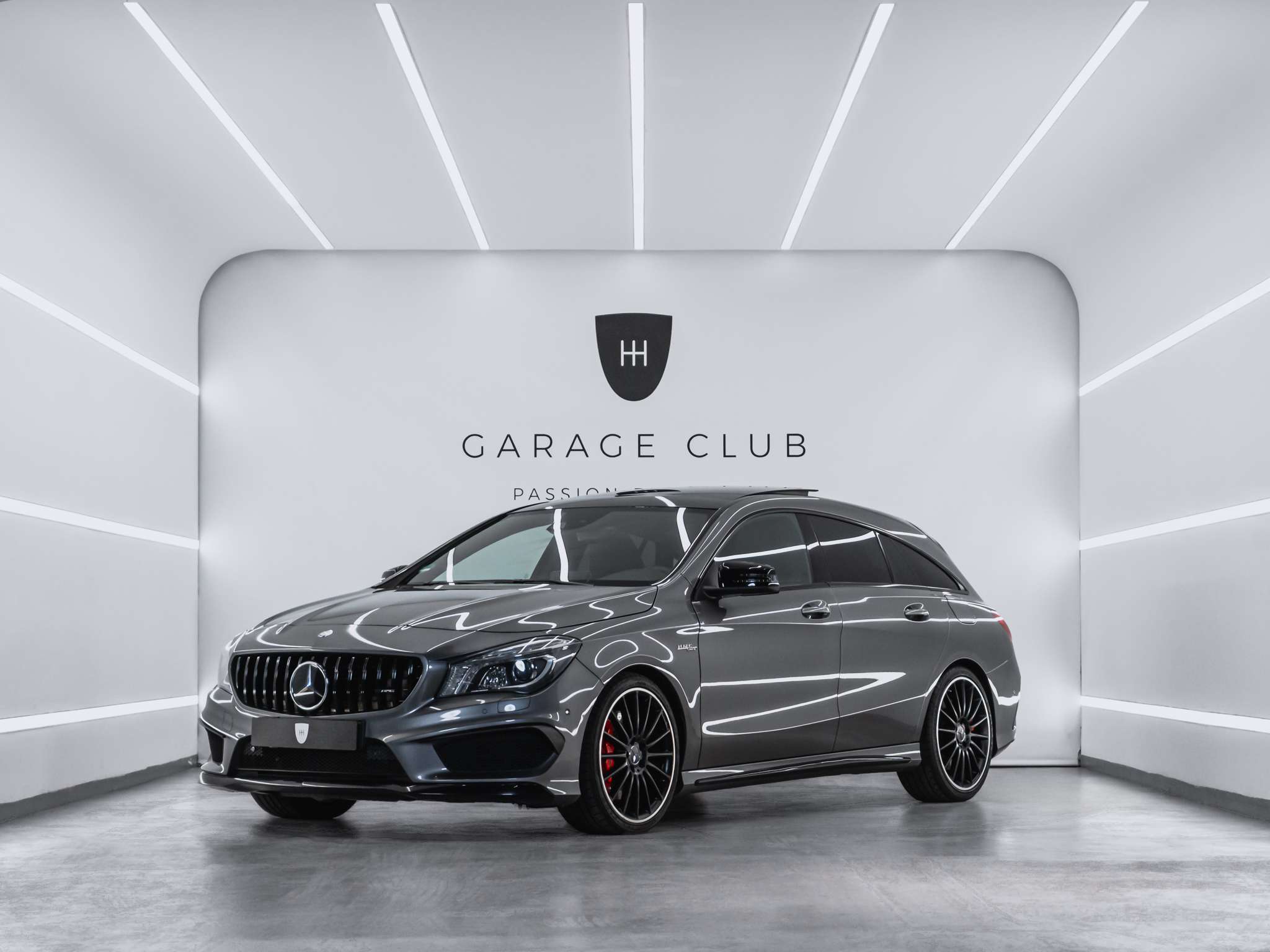 MERCEDES Clase CLA (CLA 45 AMG Shooting Brake 4Matic) en Barcelona