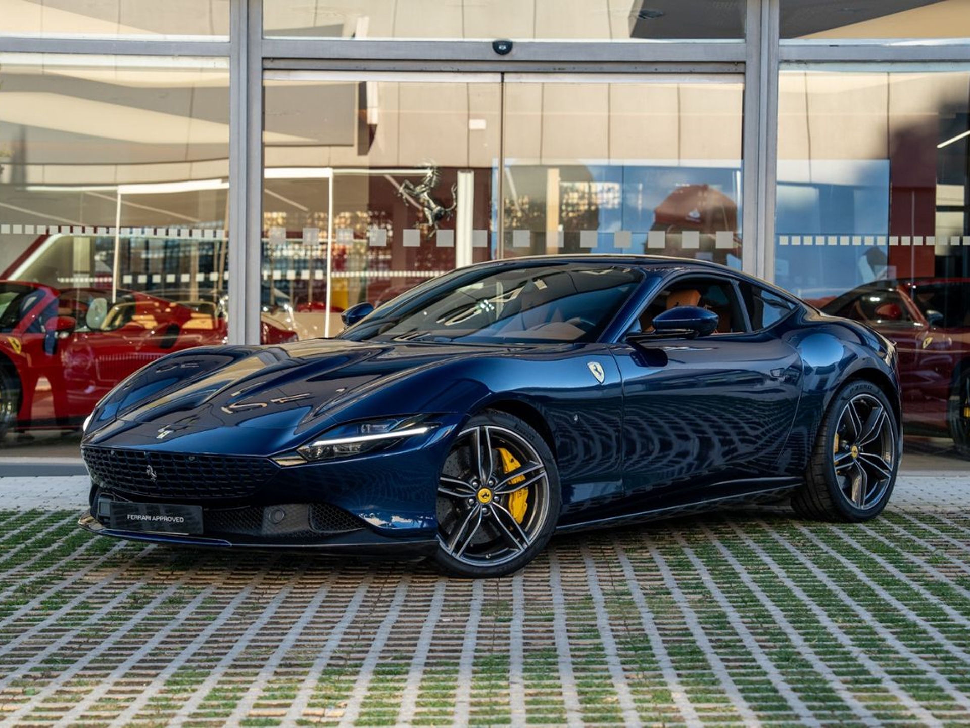 Imagen de FERRARI Roma