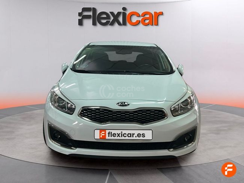 Foto del KIA Ceed 1.0 T-GDI Concept