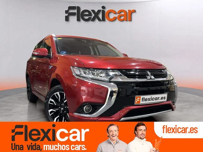 Foto del MITSUBISHI Outlander PHEV Kaiteki 4WD