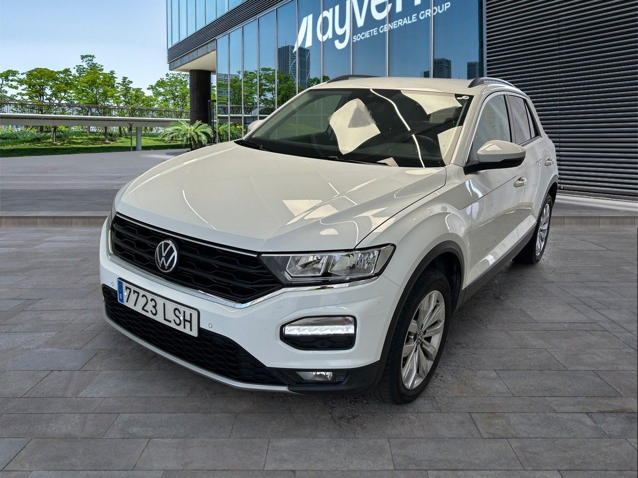 VOLKSWAGEN T-Roc (Advance 1.5 TSI 110 kW (150 CV) DSG) en Madrid
