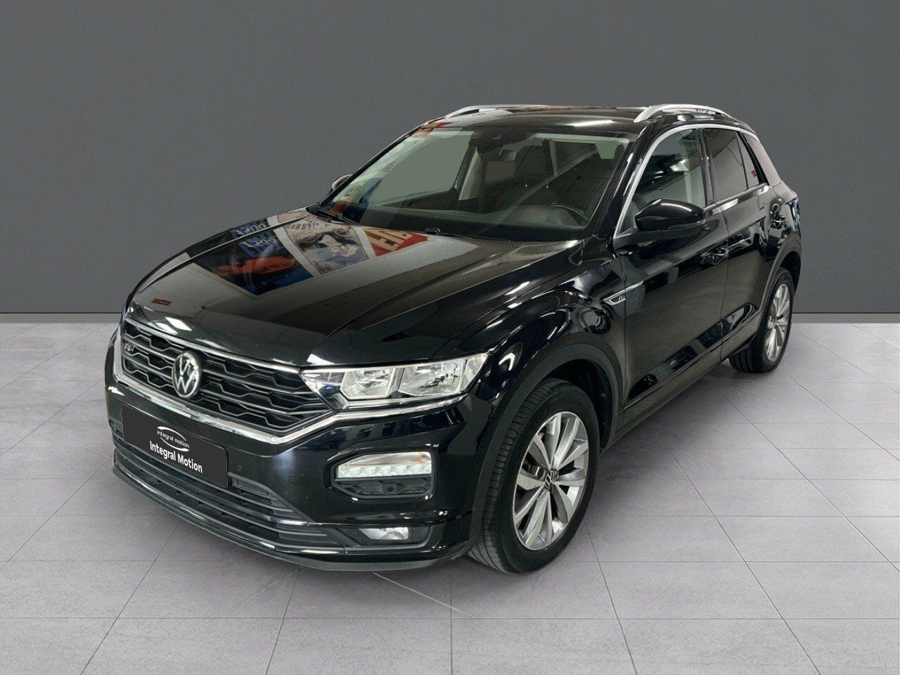 VOLKSWAGEN T-Roc (Advance R-Line 2.0 TDI 85kW (115CV)) en Coruña, A